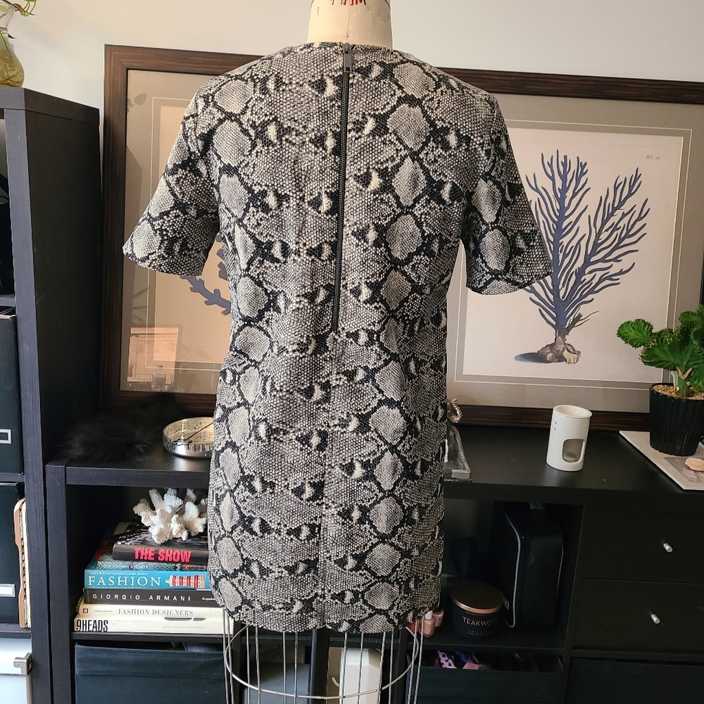 Zara Shift Dress in Snakeskin Pattern - Picture 5 of 7
